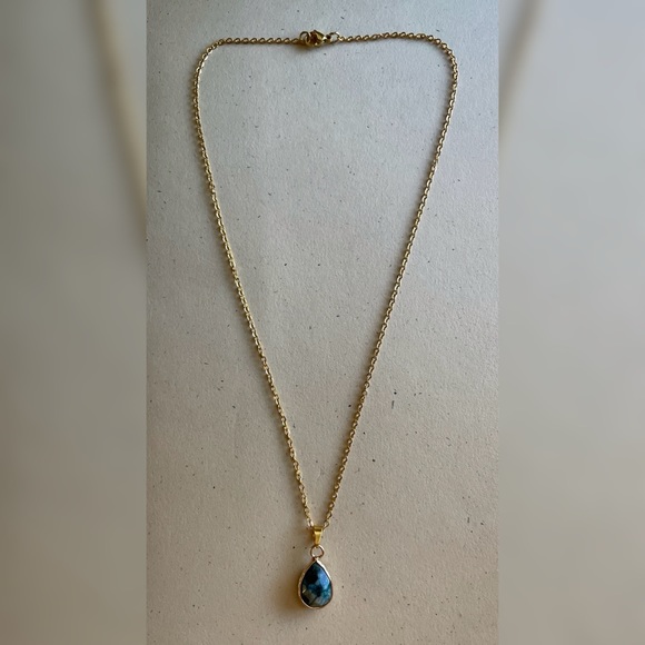 Gold Blue Agate Stone Pendant Necklace - Picture 4 of 4